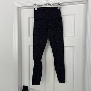 Lululemon Align 25” Black Leopard